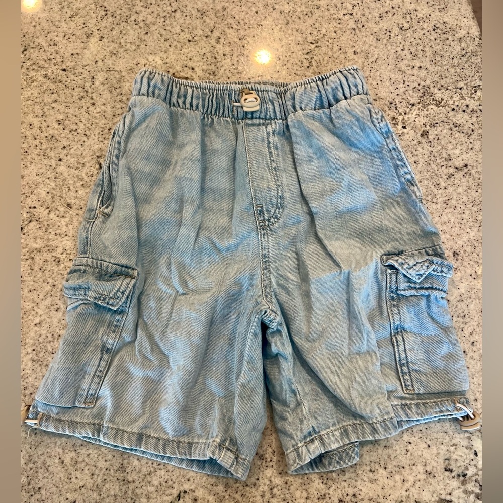 Zara girls shorts size 7 baggy fit